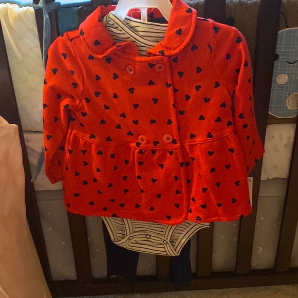 Carters 6 months cute for Valentine day . Carters collectibles . - Picture 3 of 3